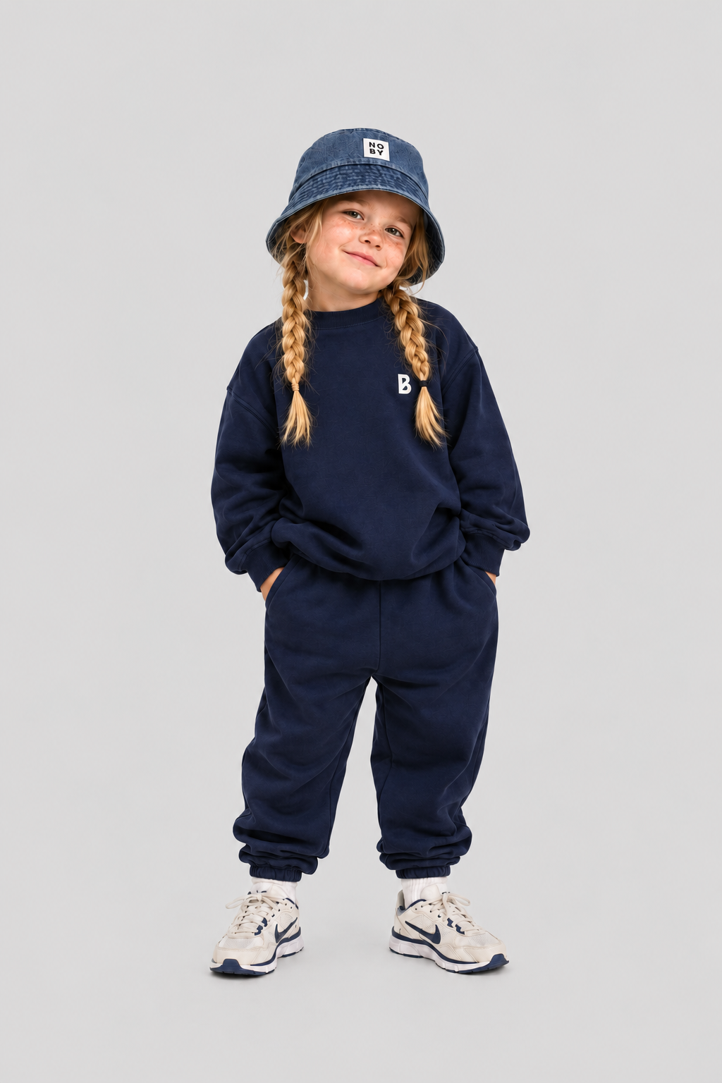Bucket hat